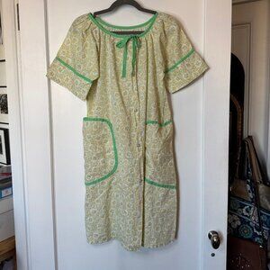 Vintage Ladies Robe sz S-M